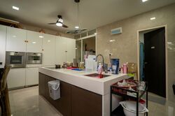 Liria Terrace (D17), Terrace #533657151